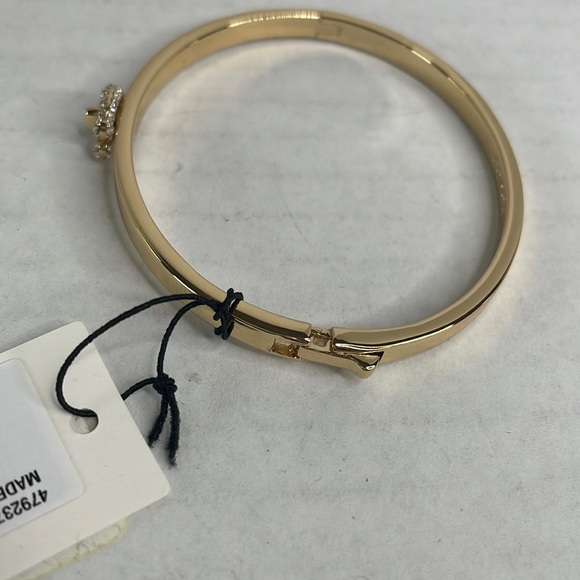 Coach Signature C Pave turnlock bangle bracelet NWT - Picture 7 of 9